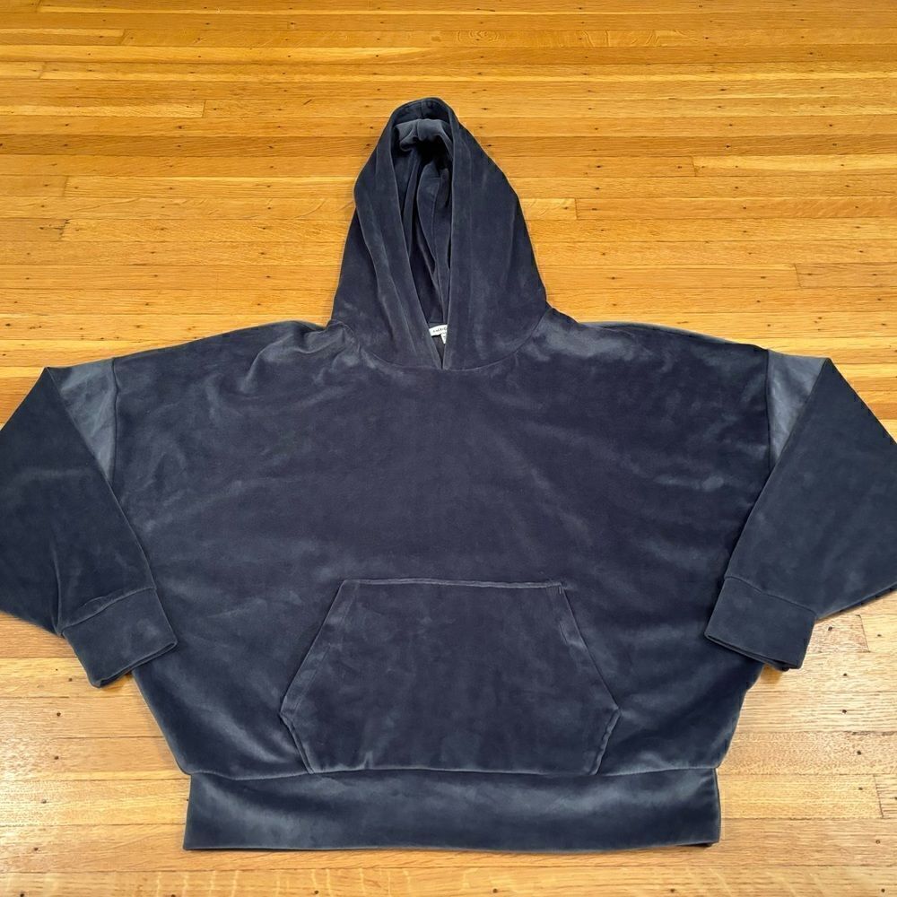 American Eagle blue/grey velour loose hoodie.